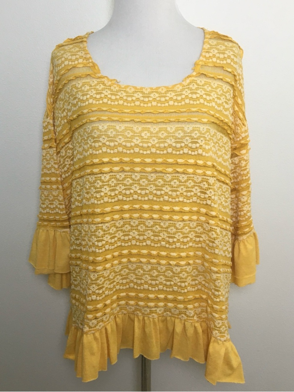 Umgee | Mustard Yellow Lace with Ruffle Trim - Picture 2 of 10